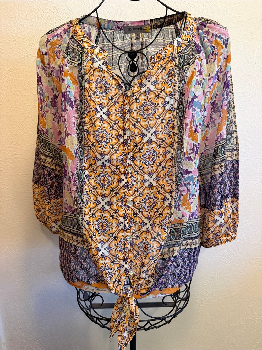 💐💐💐BOGOHO💐💐💐Figuero&flower Yellow & Purple Mixed-Print Tie-Front Blouse-Large